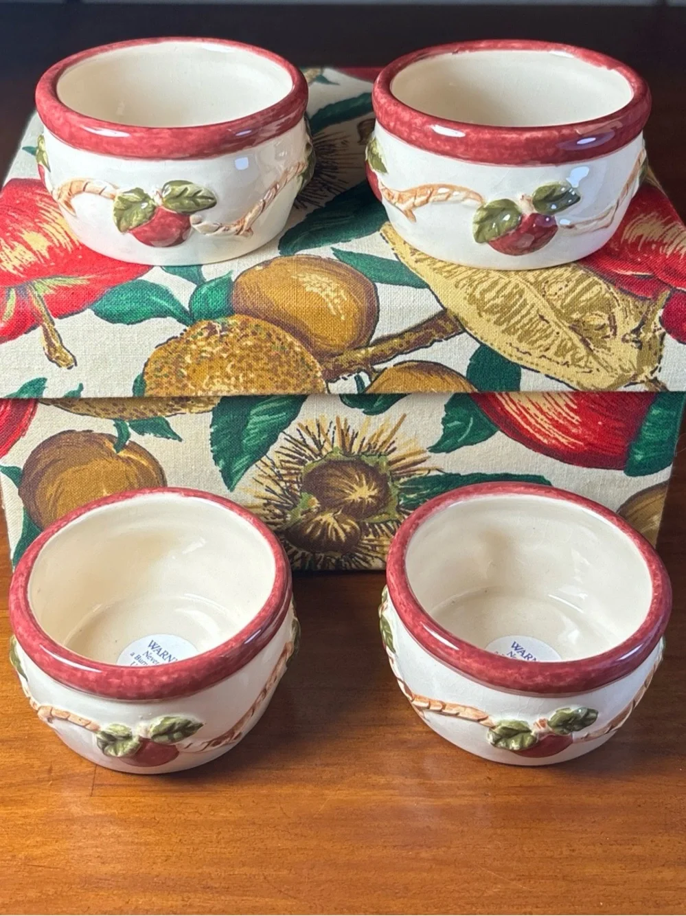 2002 Blue Sky Authentic  Stoneware Set Of 4 Apple Motif Tea Light Holders W/ Box